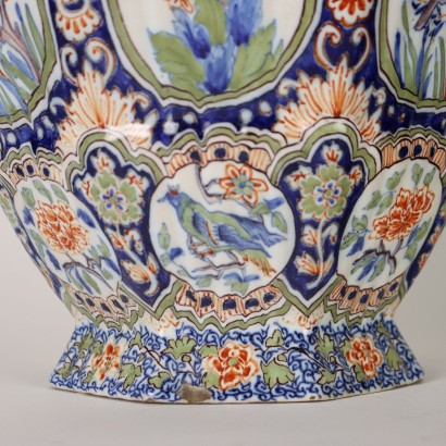 Vase en Céramique avec Motifs Végétaux et Animaux du XXe Siècle