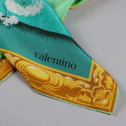 Valentino Seidenfoulard mit Blumenmuster
