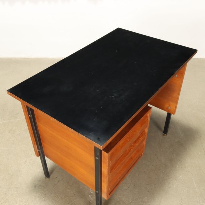 Schreibtisch aus den 60er Jahren