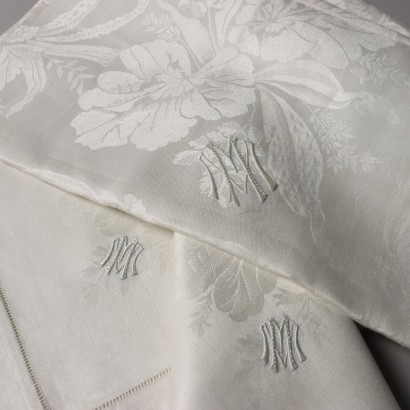 Tablecloth with 6 napkins