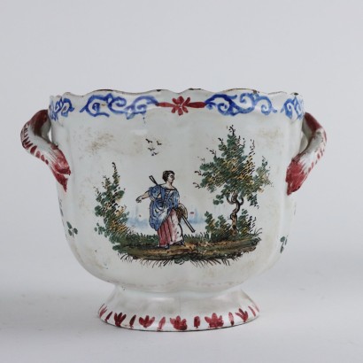 Pair of Refreshers in Majolica Manif