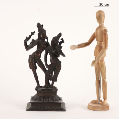 Krishna mit einer Gopi-Bronzeskulptur