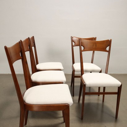 Cinco sillas de los años 50 0apóstrop