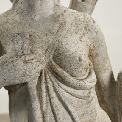 Estatua de jardín que representa a Diana Ca