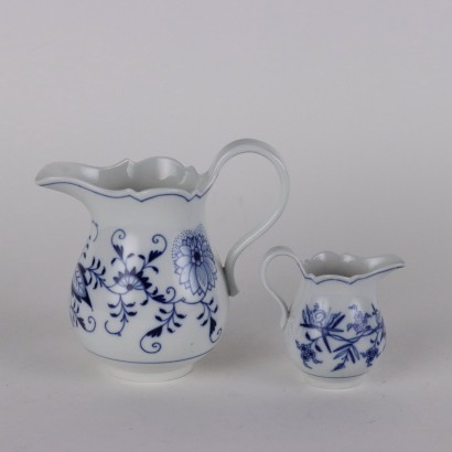 Two Meissen porcelain jugs