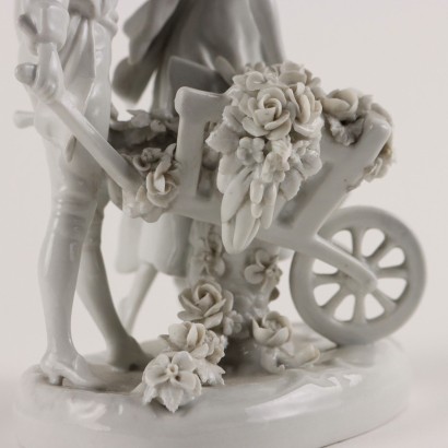 Groupe Sculptural en Porcelaine Blanche par