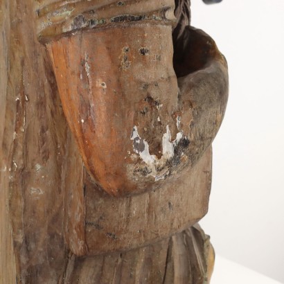 Estatua de madera de Moisés