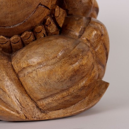 Weinender Buddha Holzskulptur