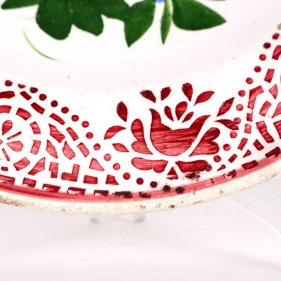 Majolica ceramic plate
