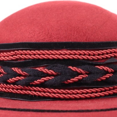 modamilano#cappellovintage#cappellomilano#modavintage#, Sombrero de mujer en fieltro rojo vint