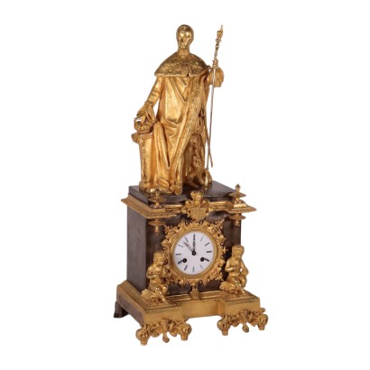 Reloj de Mesa con la Figura de un Emperador