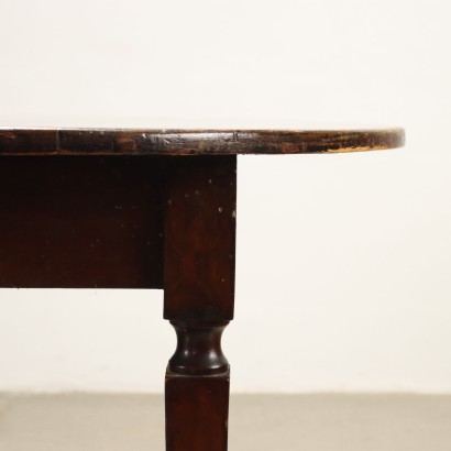 antiquariato, tavolo, antiquariato tavolo, tavolo antico, tavolo antico italiano, tavolo di antiquariato, tavolo neoclassica, tavolo del 800,Tavolo Rotondo in Stile